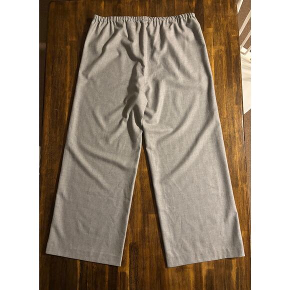 Banana Republic Women's XL Pant Wide Leg 100% Wool Flannel Pull On Lightweight - Picture 3 of 13